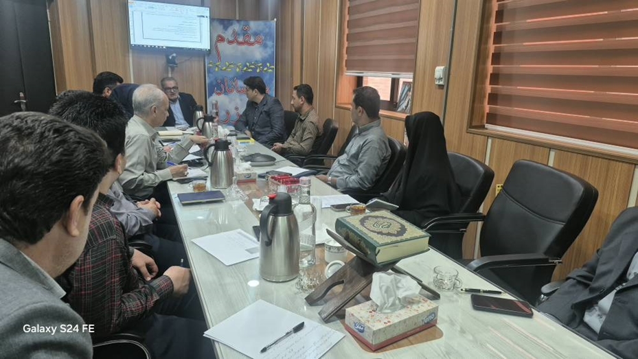 برگزاری جلسسه هماهنگی رفع مشکلات بهداشتی فعالیت دستفروشان مواد غذایی حساس و مجتمع های خدماتی رفاهی بین راهی